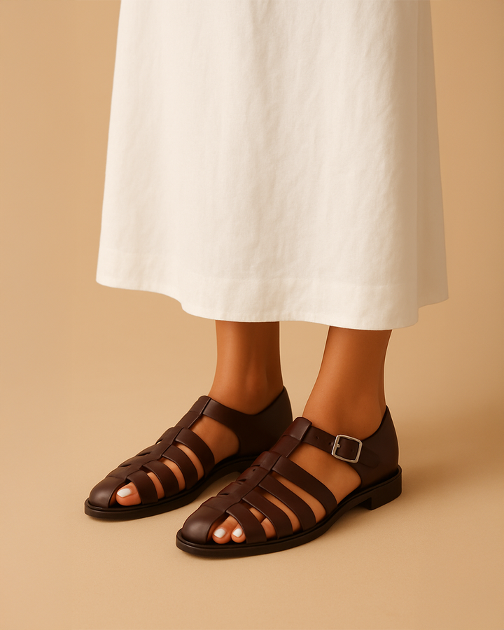 Mayor - Elegant buckled closed sandal